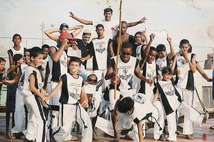 2002 | Primeiros registros do grupo na quadra do Bairro Jurema
